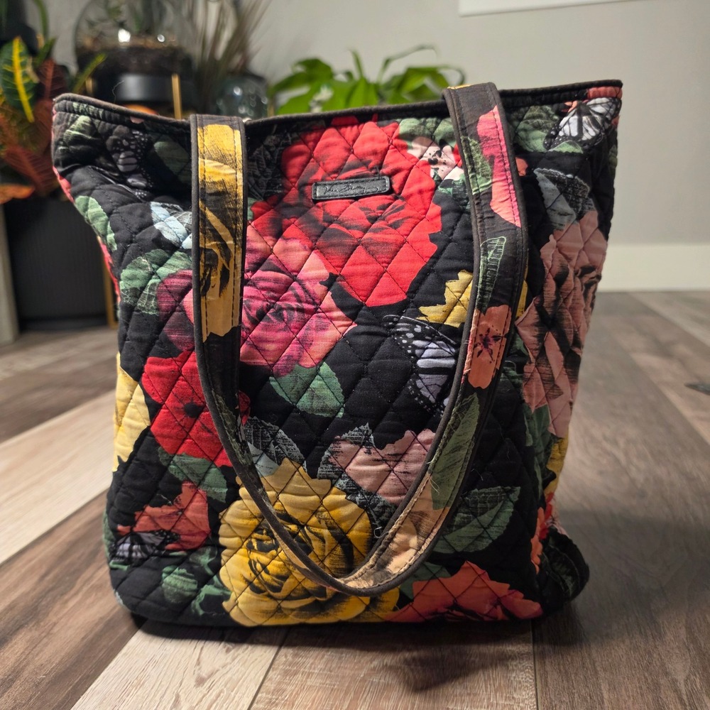 Vera Bradley Tote Bag Havana Rose Black Floral Excellent Quilted Cotton Tote